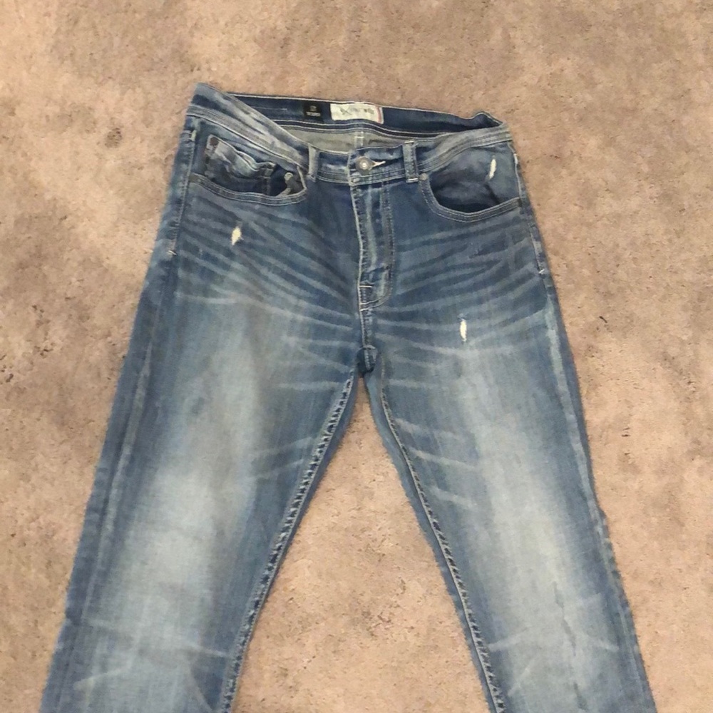 Men’s jeans never worn